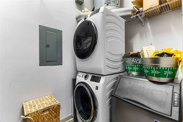 $819,900 | 330 Austin Avenue, Unit 322, Waco, TX 76701