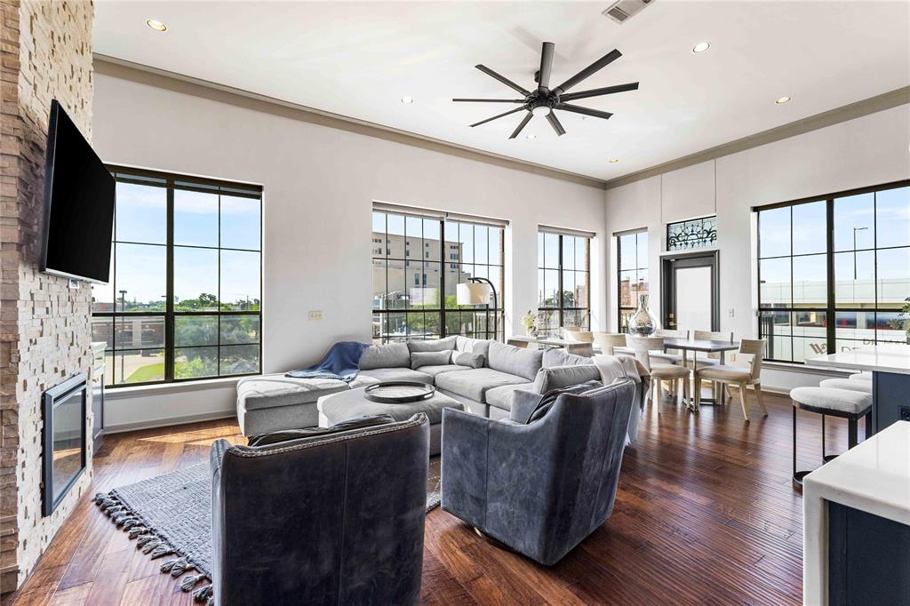 330 Austin Avenue, Unit 322 Waco, TX 76701 - Photo 8 of 40