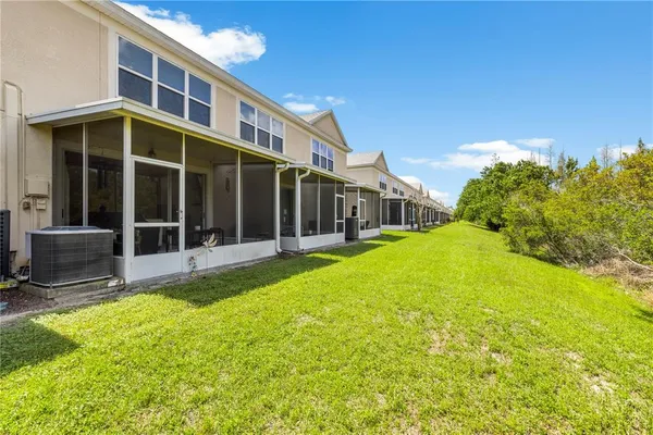 $275,000 | 26645 Castleview Way, Wesley Chapel, FL 33544