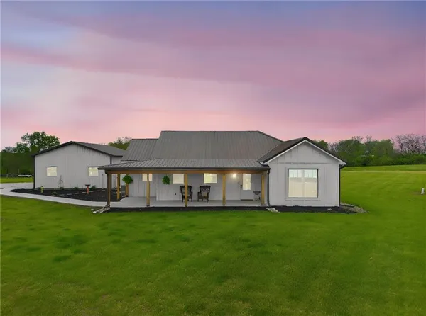 $365,000 | 8467 Southeast Whitetail Road, Polo, MO 64671