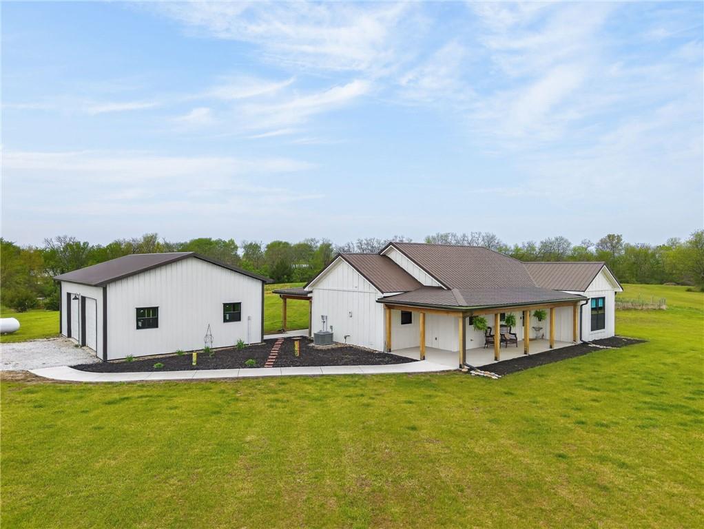 8467 Southeast Whitetail Road Polo, MO 64671 - Photo 3 of 36