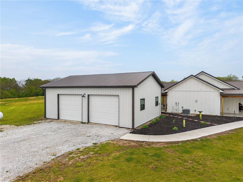 8467 Southeast Whitetail Road Polo, MO 64671 - Photo 5 of 36
