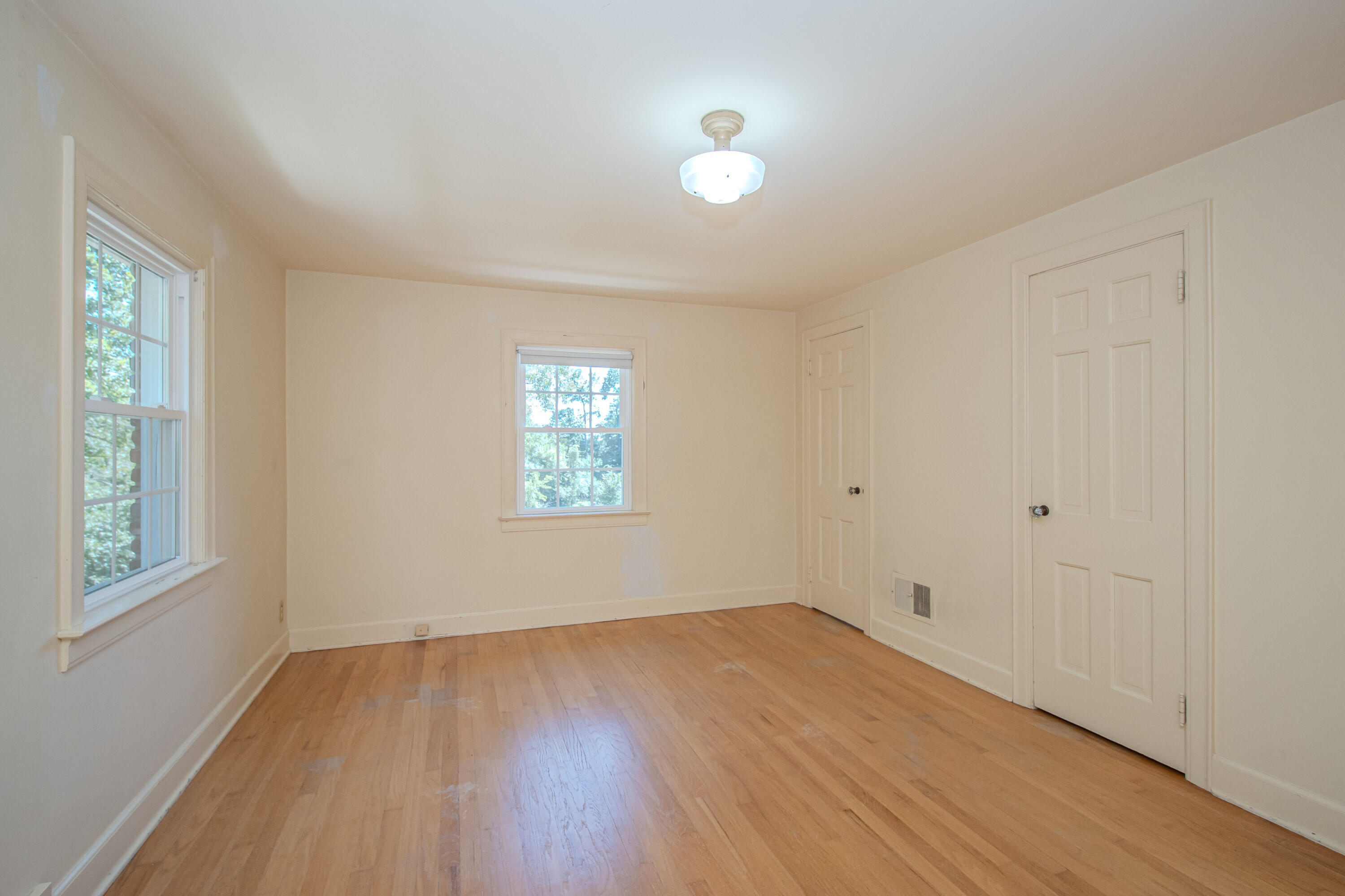 675 Mooreville Road Milan, MI 48160 - Photo 34 of 93 34 Bedroom 1 3