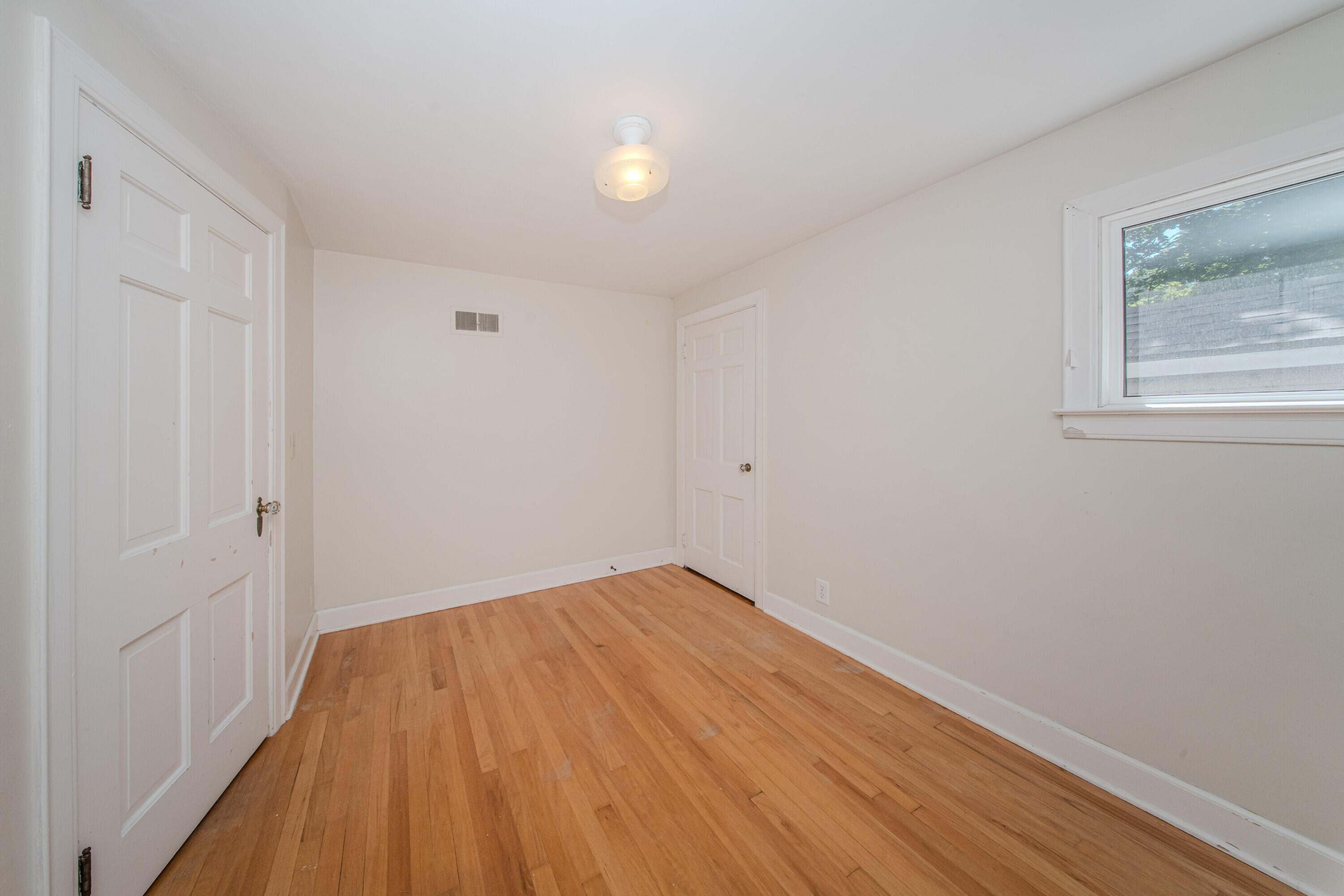 675 Mooreville Road Milan, MI 48160 - Photo 40 of 93 40 Bedroom 2 3