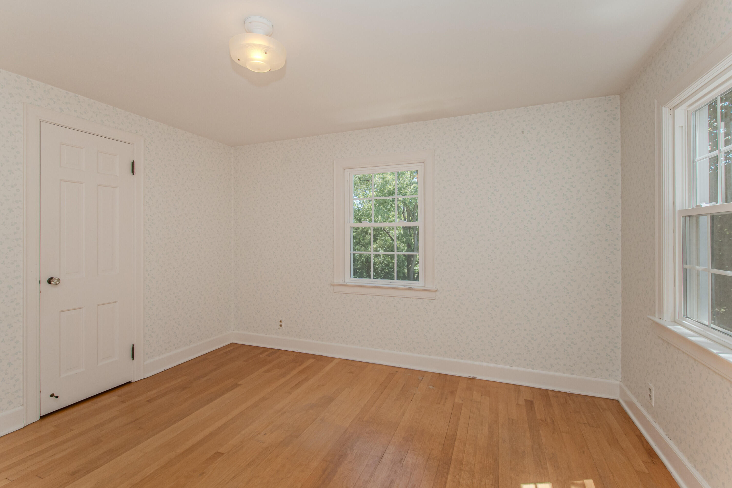 675 Mooreville Road Milan, MI 48160 - Photo 42 of 93 42 Bedroom 3 2