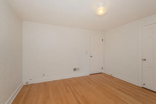 $599,000 | 675 Mooreville Road, Milan, MI 48160