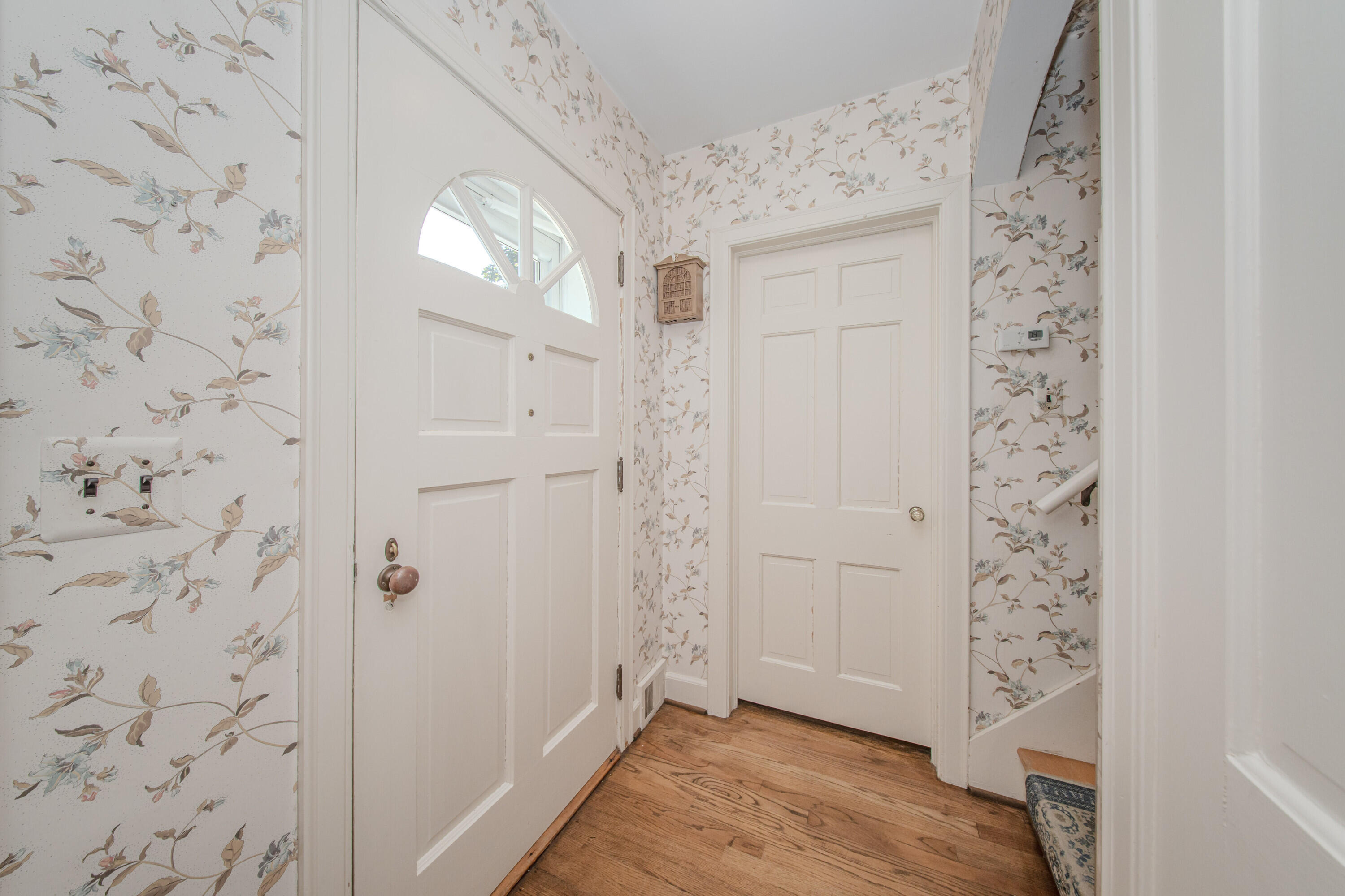 675 Mooreville Road Milan, MI 48160 - Photo 7 of 93 07 Entryway 2