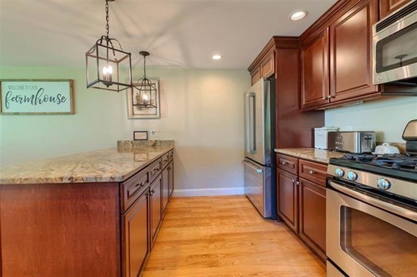 82 Dutton Road, Unit 82 Pelham, NH 03076 - Photo 10 of 26 Gallery Image 10