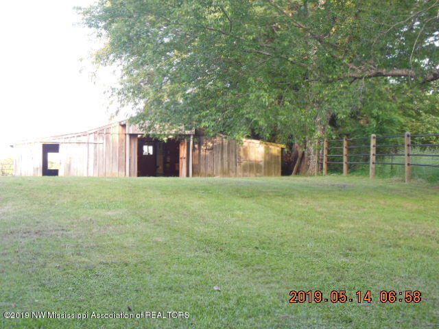 1505 Mt Vernon Road Senatobia, MS 38668 - Photo 27 of 46 DSCN0241