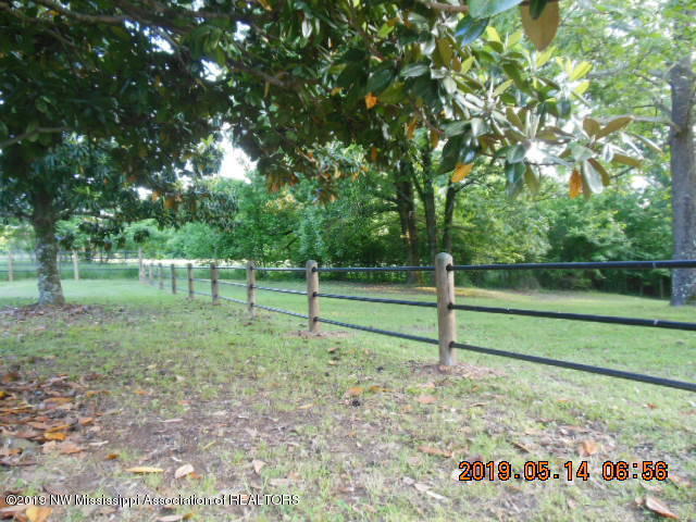 1505 Mt Vernon Road Senatobia, MS 38668 - Photo 40 of 46 DSCN0236