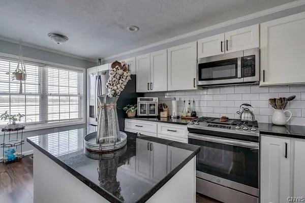 $2,200 | 31795 Highway 11, Philadelphia, NY 13673