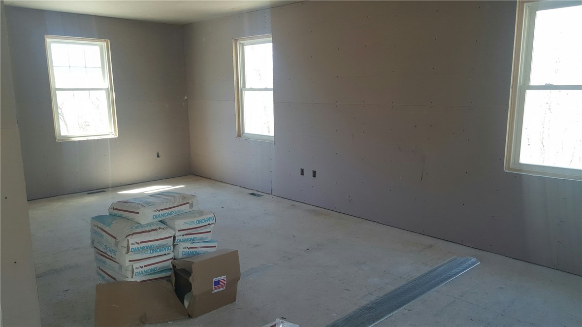 34 Hopkinton Hill Road Hopkinton, RI 02832 - Photo 8 of 26
