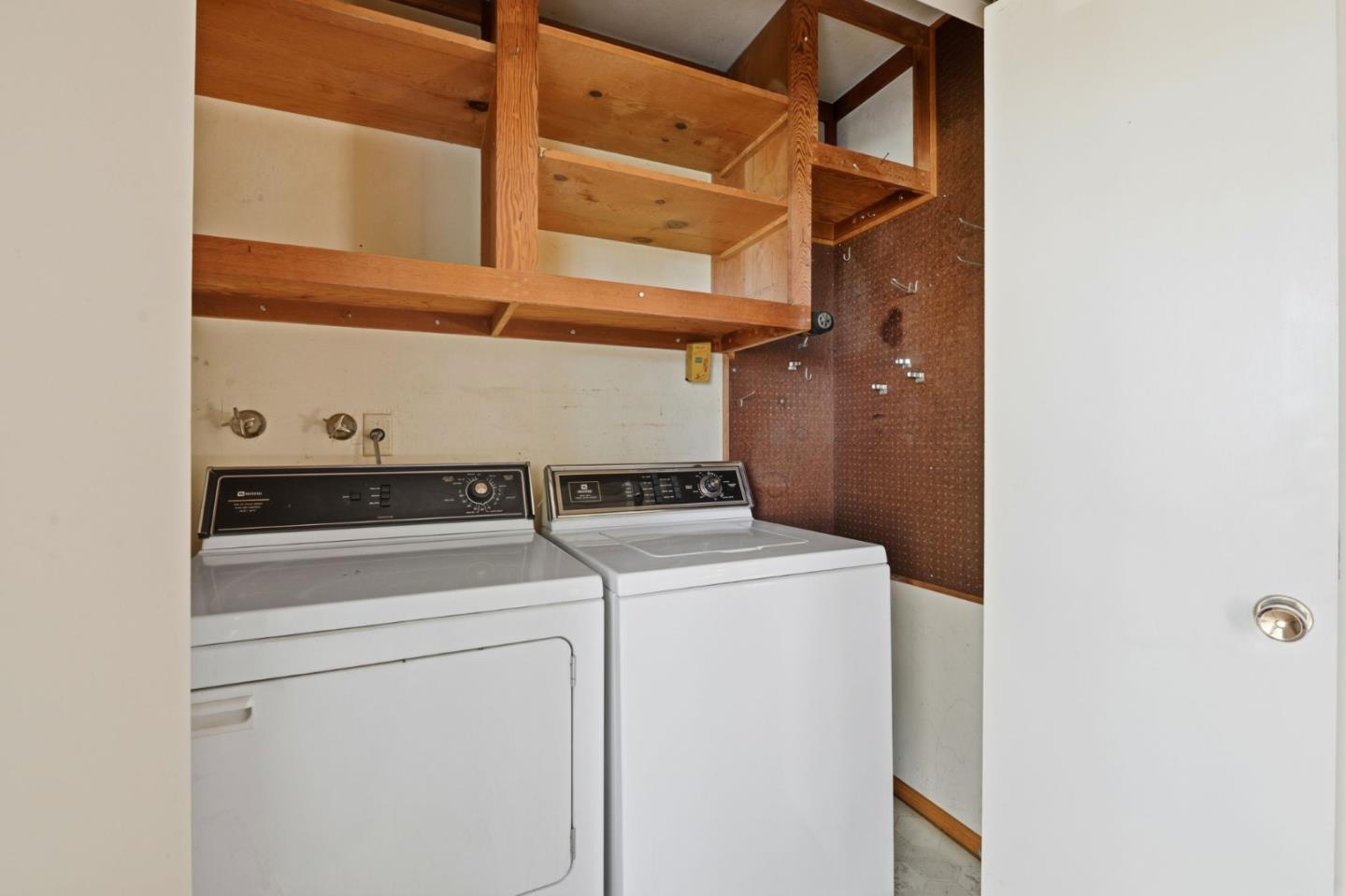 3915 Kingridge Drive San Mateo, CA 94403 - Photo 33 of 47 a utility room with dryer and washer