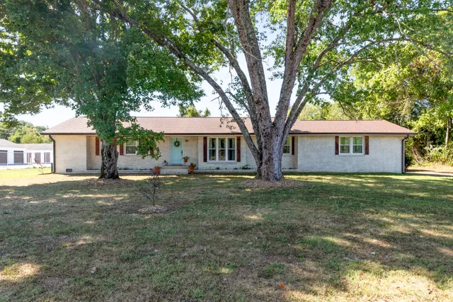 $349,900 | 2547 Highway 70 East, Waverly, TN 37185