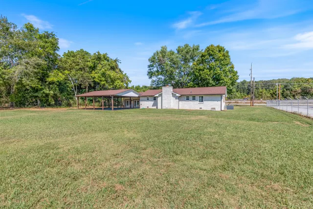 $349,900 | 2547 Highway 70 East, Waverly, TN 37185