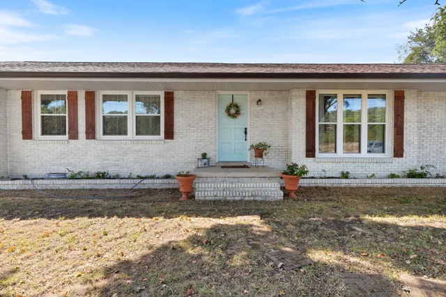 $349,900 | 2547 Highway 70 East, Waverly, TN 37185