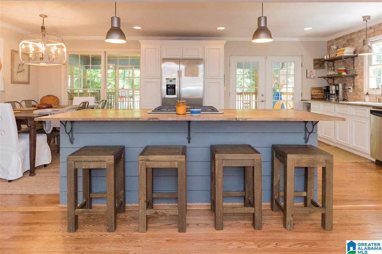 1528 Saulter Road Birmingham, AL 35209 - Photo 14 of 25