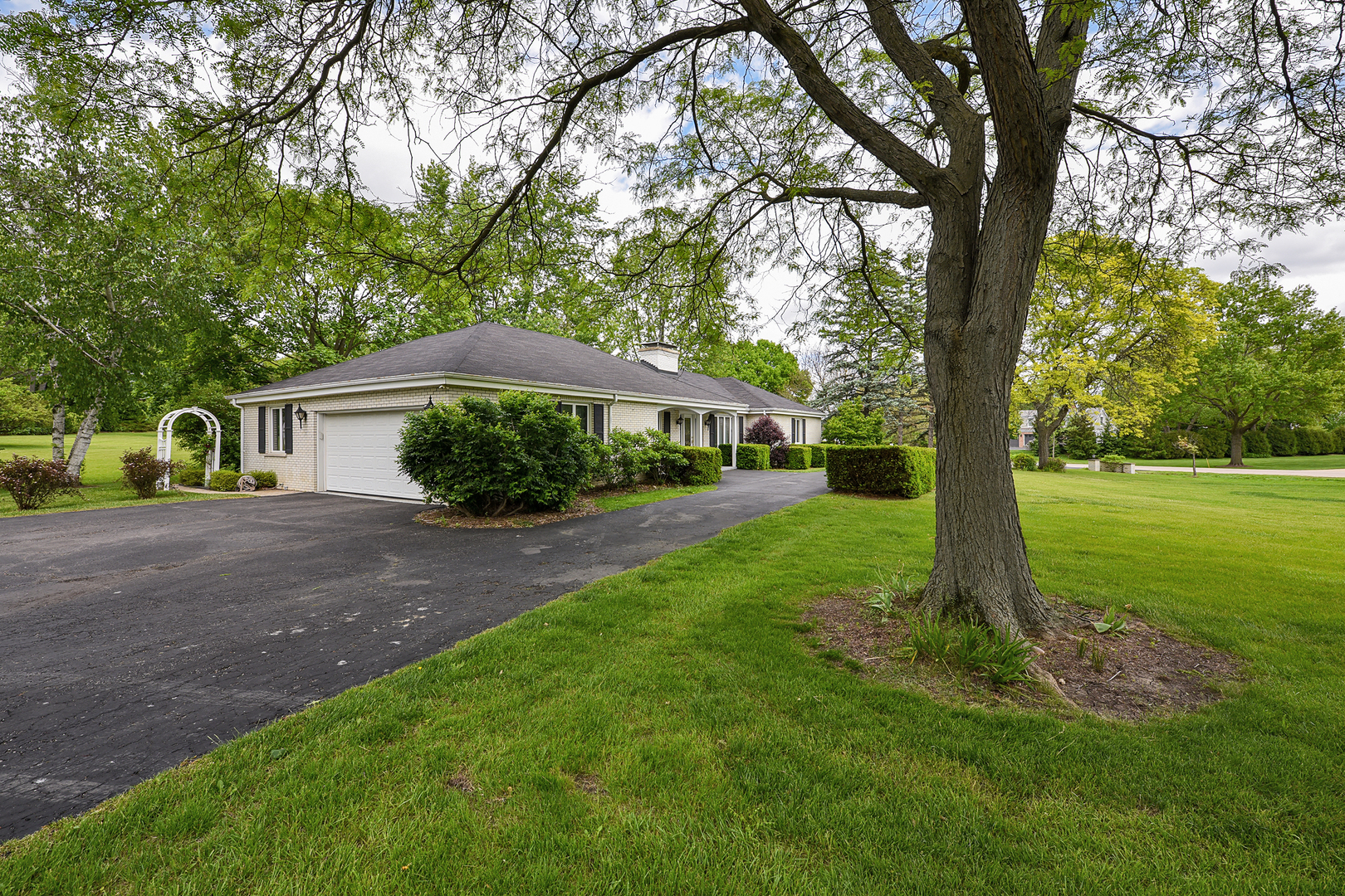 1812 Prestwick Drive Inverness, IL 60067 - Photo 28 of 29