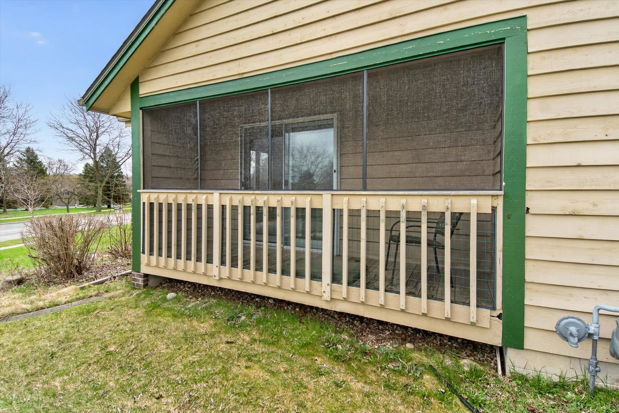 224 Deer Ridge Drive West Bend, WI 53095 - Photo 39 of 41