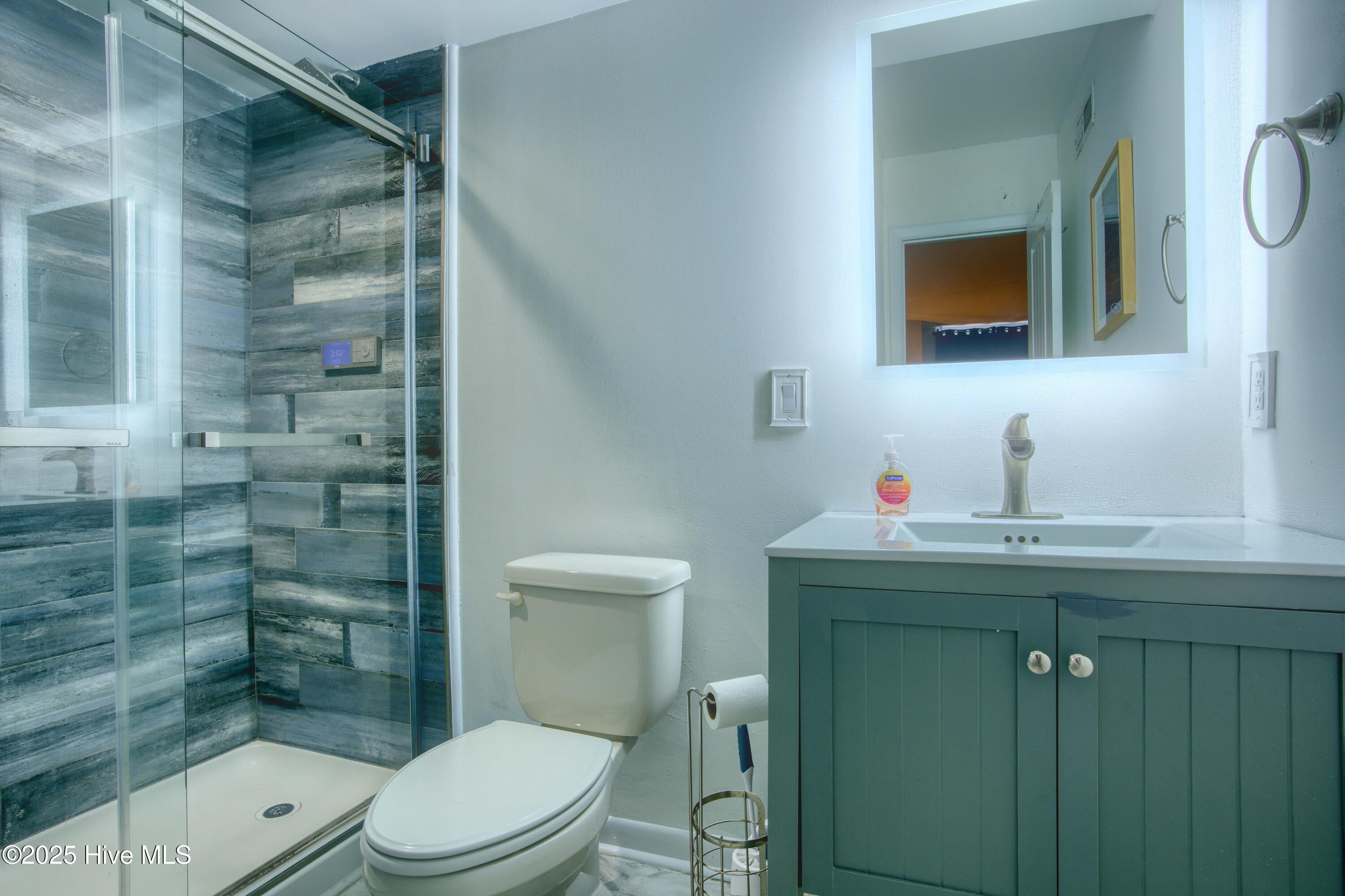 2000 New River Inlet Road, Unit 3313 North Topsail Beach, NC 28460 - Photo 20 of 38 3313 St. Regis - Interior - Edited_2