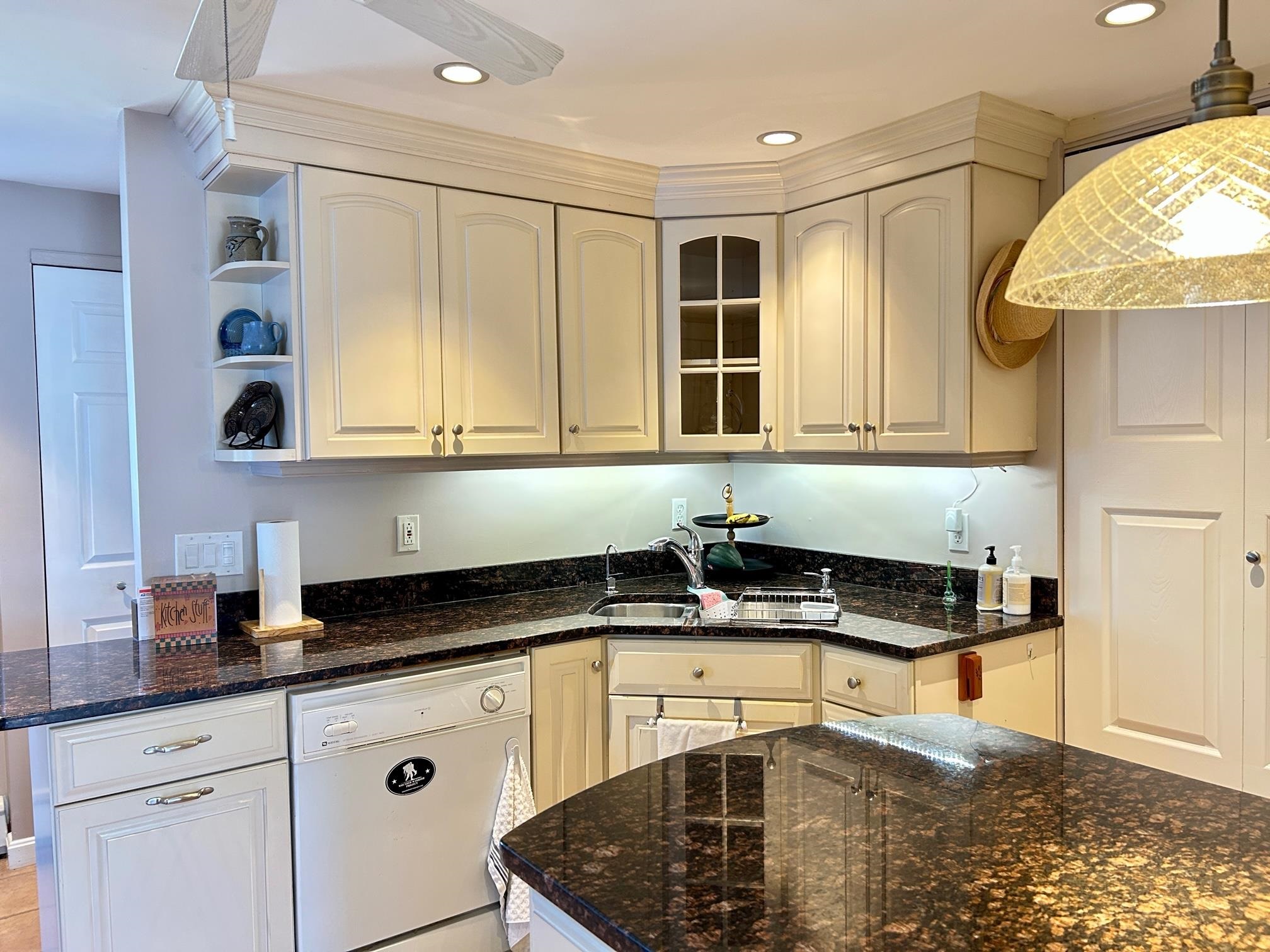 25 Wenmarks Road Newton, NH 03858 - Photo 3 of 40