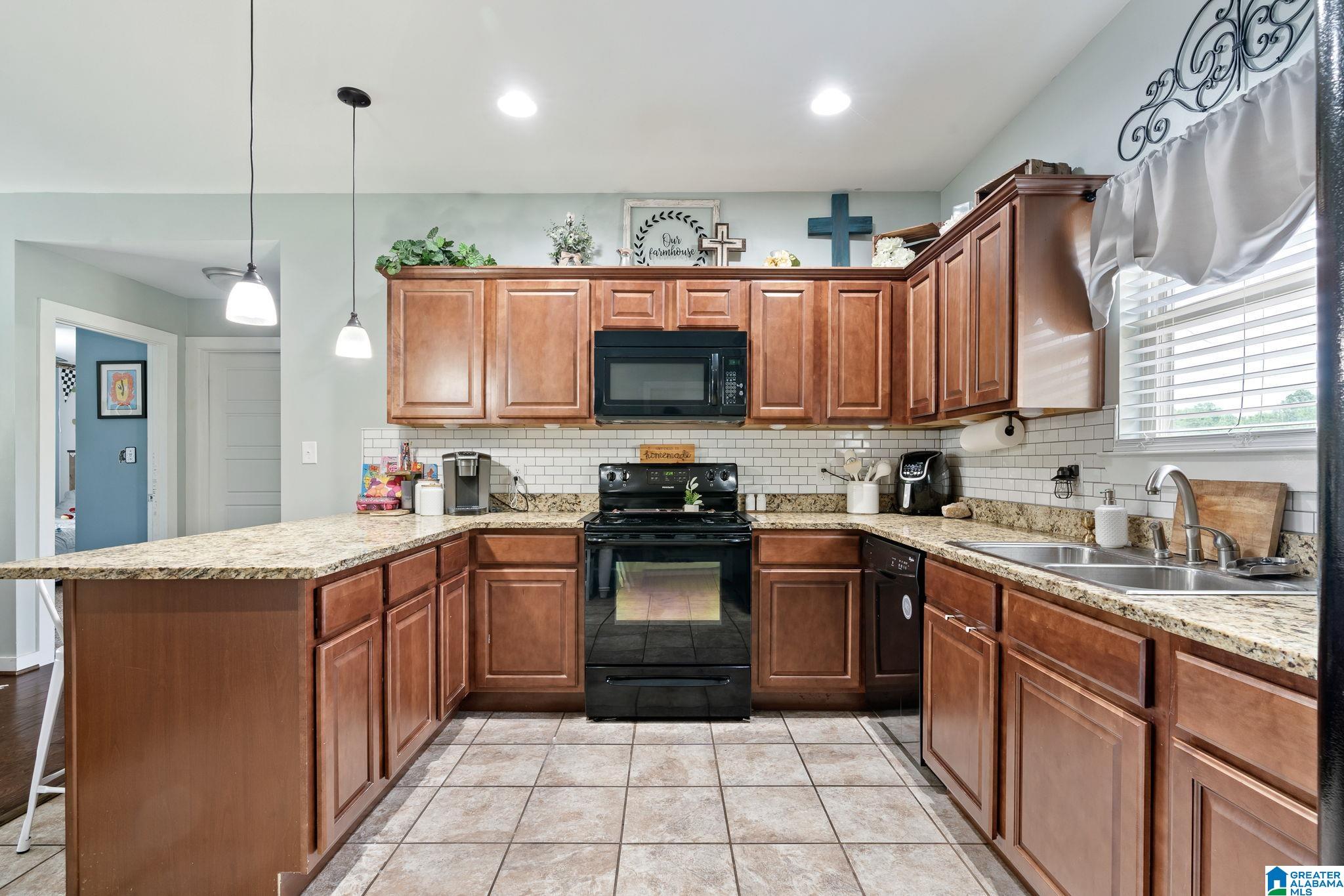 151 Drews Way Lincoln, AL 35096 - Photo 8 of 28