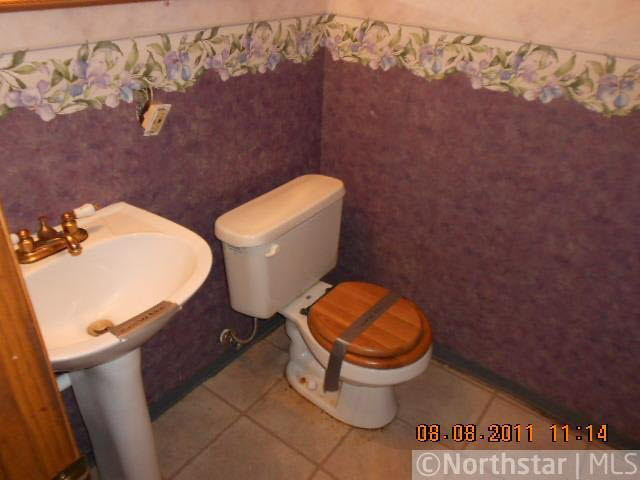 6812 Romeo Road Woodbury, MN 55125 - Photo 3 of 8 Gallery Image 3