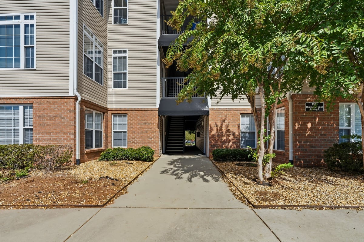 2501 Huntscroft Lane, Unit 300 Raleigh, NC 27617 - Photo 5 of 34 5-web-or-mls-RHugginsPhoto_08250.jpg