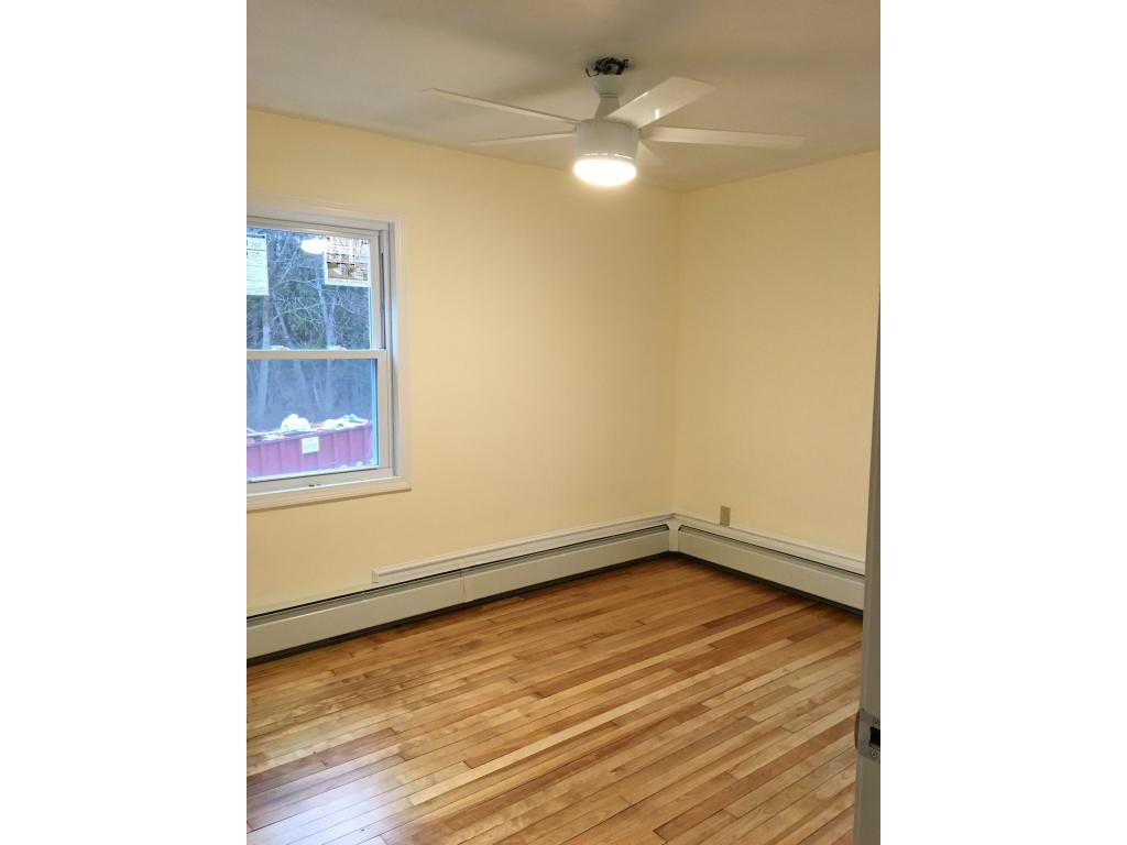 4 Sunset Avenue Derry, NH 03038 - Photo 13 of 18