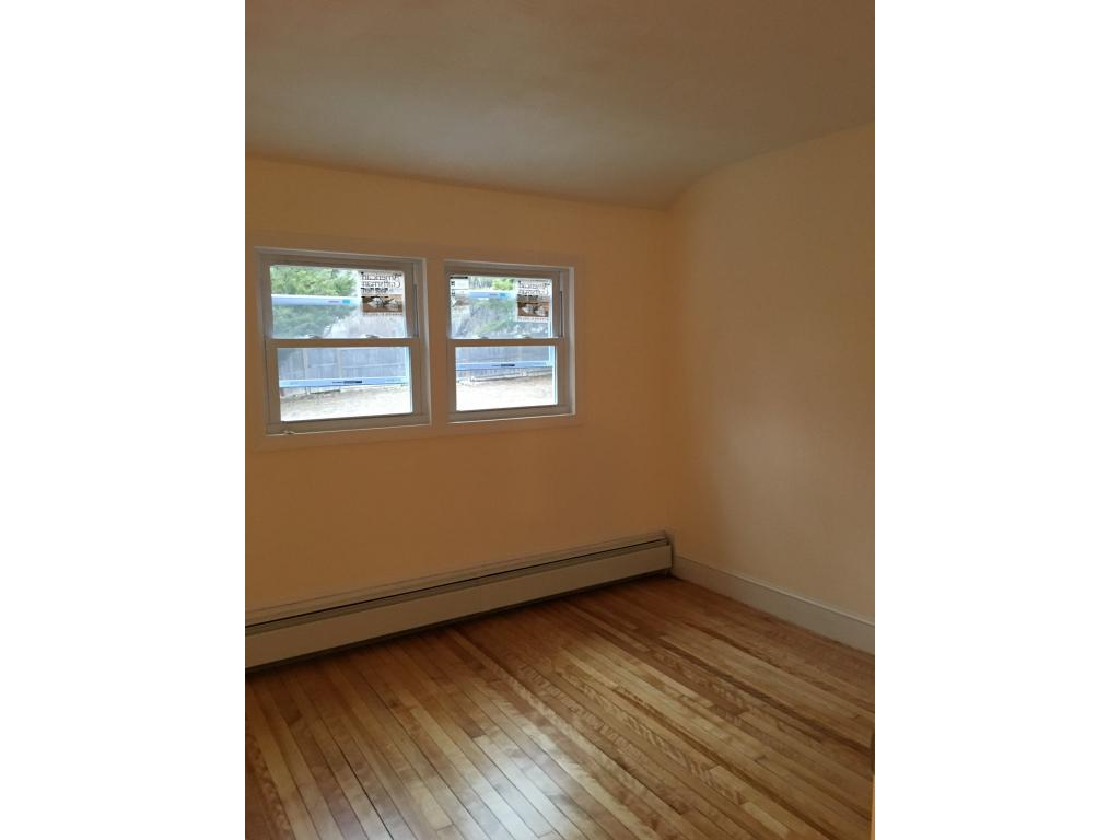 4 Sunset Avenue Derry, NH 03038 - Photo 14 of 18