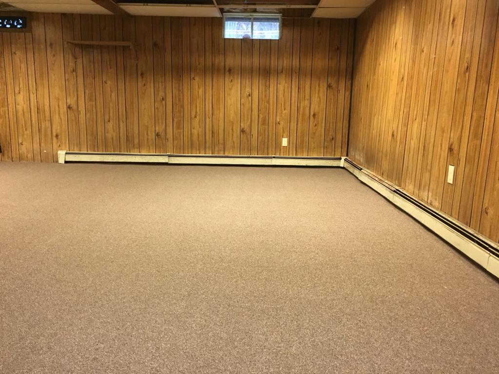 4 Sunset Avenue Derry, NH 03038 - Photo 15 of 18