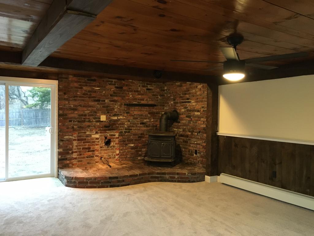 4 Sunset Avenue Derry, NH 03038 - Photo 5 of 18