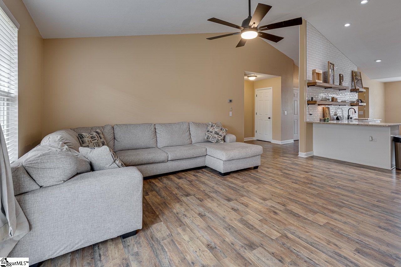 4 Rusty Court Simpsonville, SC 29680 - Photo 11 of 24 Gallery Image 11