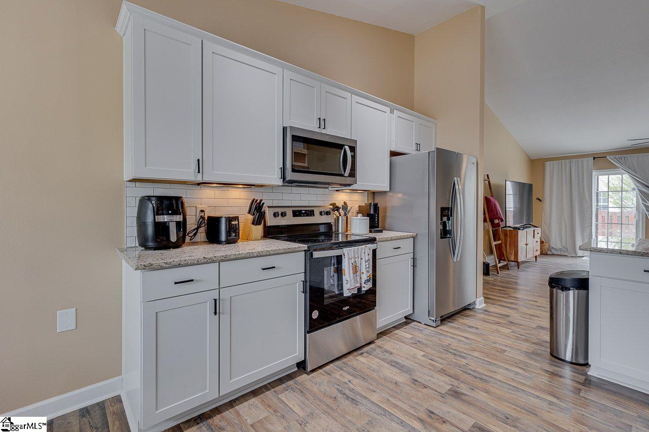 4 Rusty Court Simpsonville, SC 29680 - Photo 7 of 24 Gallery Image 7