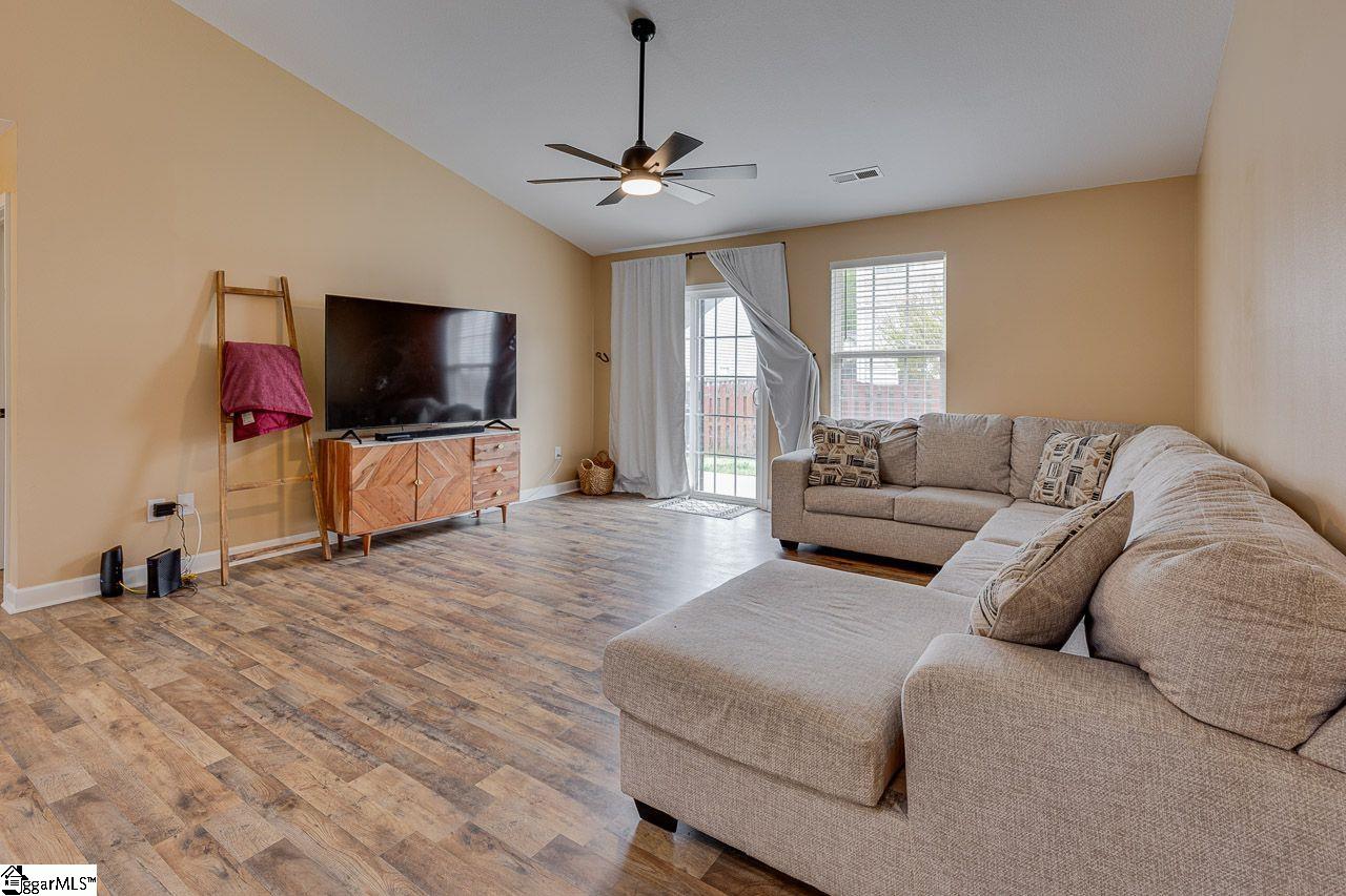 4 Rusty Court Simpsonville, SC 29680 - Photo 10 of 24 Gallery Image 10