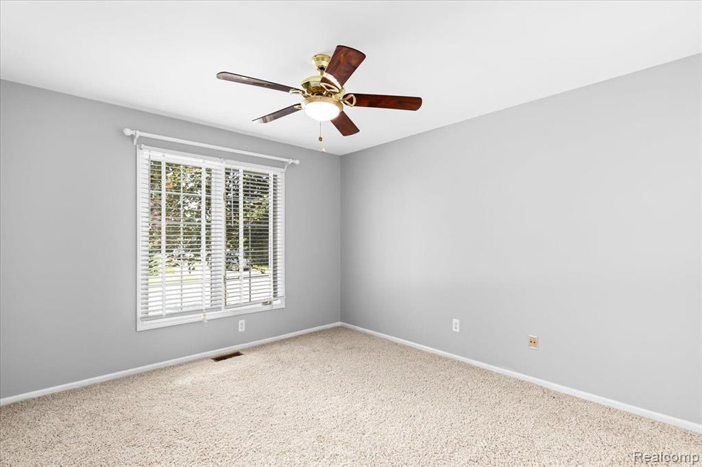 3411 Fairgrove Terrace Rochester Hills, MI 48309 - Photo 30 of 42