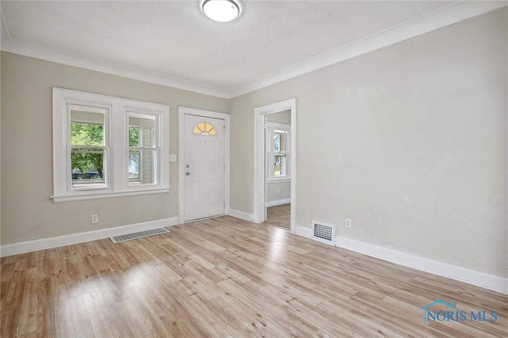 1746 Mansfield Road Toledo, OH 43613 - Photo 11 of 28 Gallery Image 11