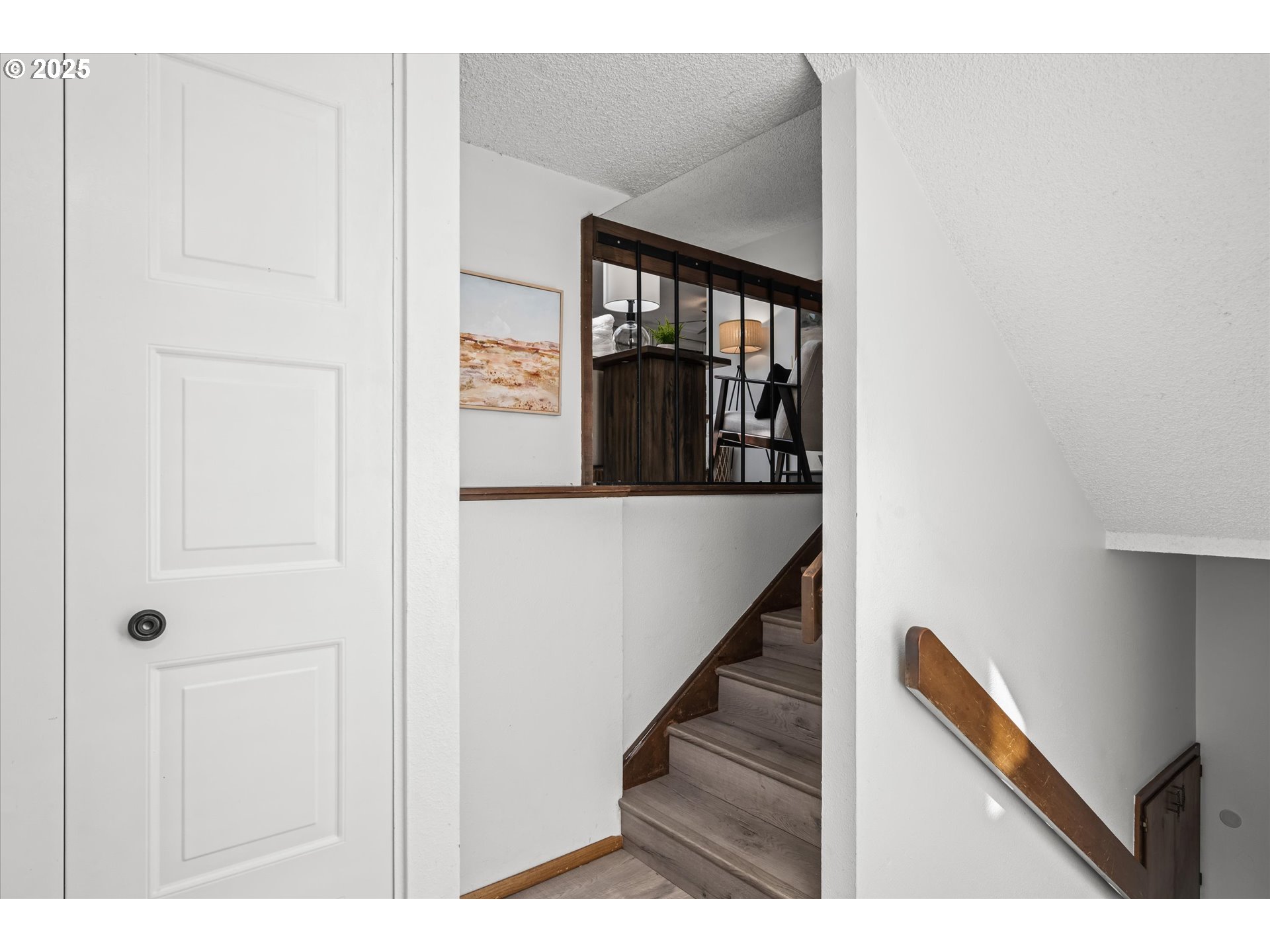 2819 Greentree Way Eugene, OR 97405 - Photo 28 of 35 Garage