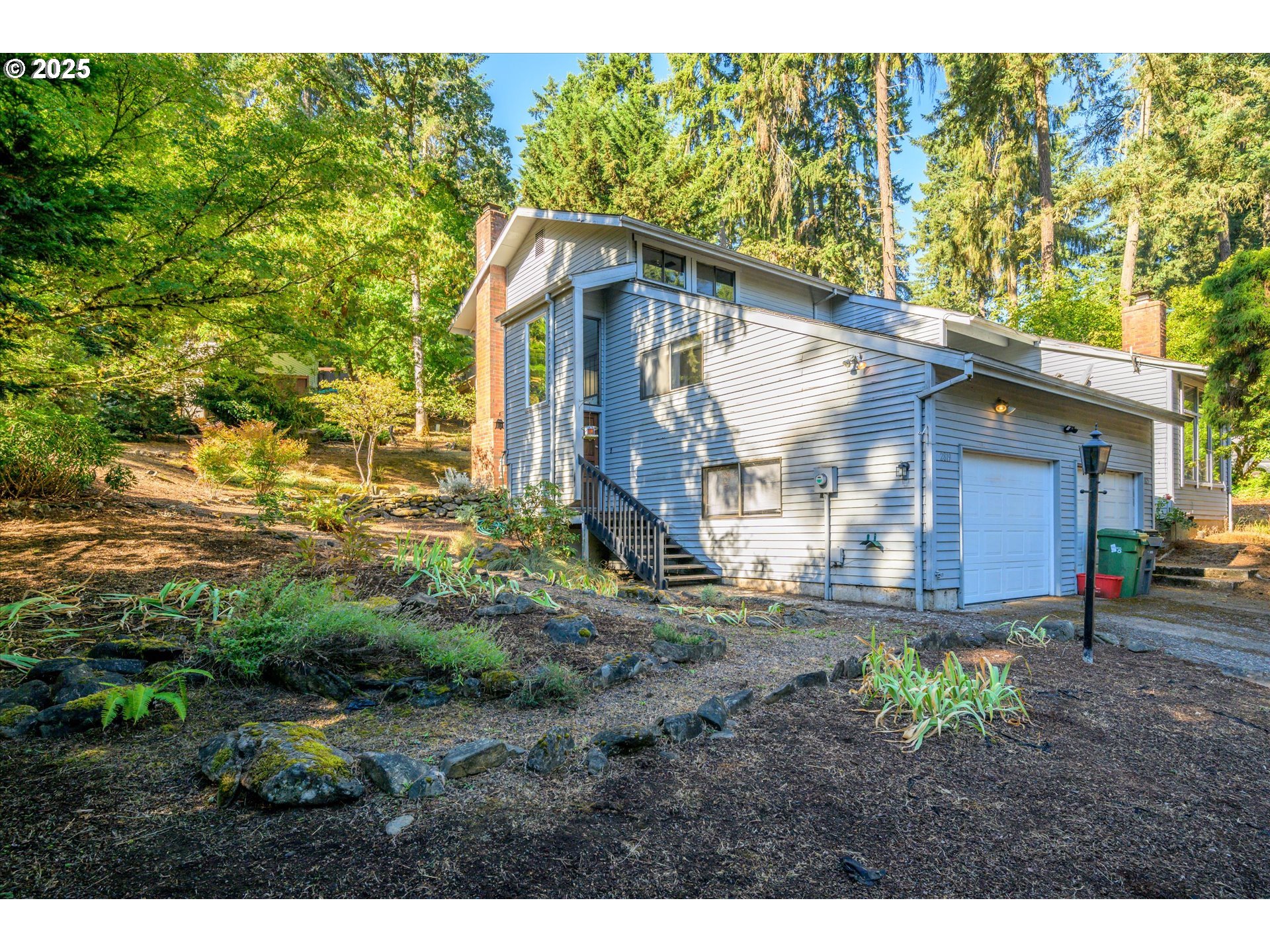 2819 Greentree Way Eugene, OR 97405 - Photo 29 of 35 Front Yard