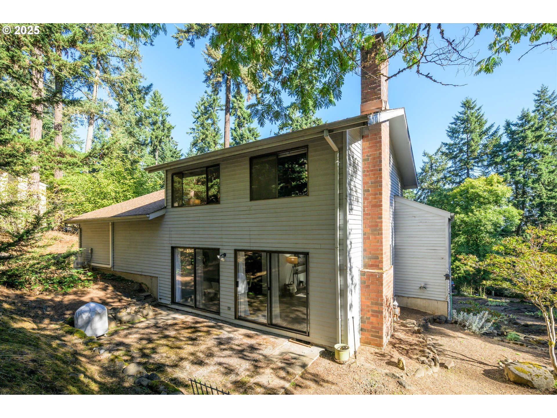 2819 Greentree Way Eugene, OR 97405 - Photo 32 of 35 Patio