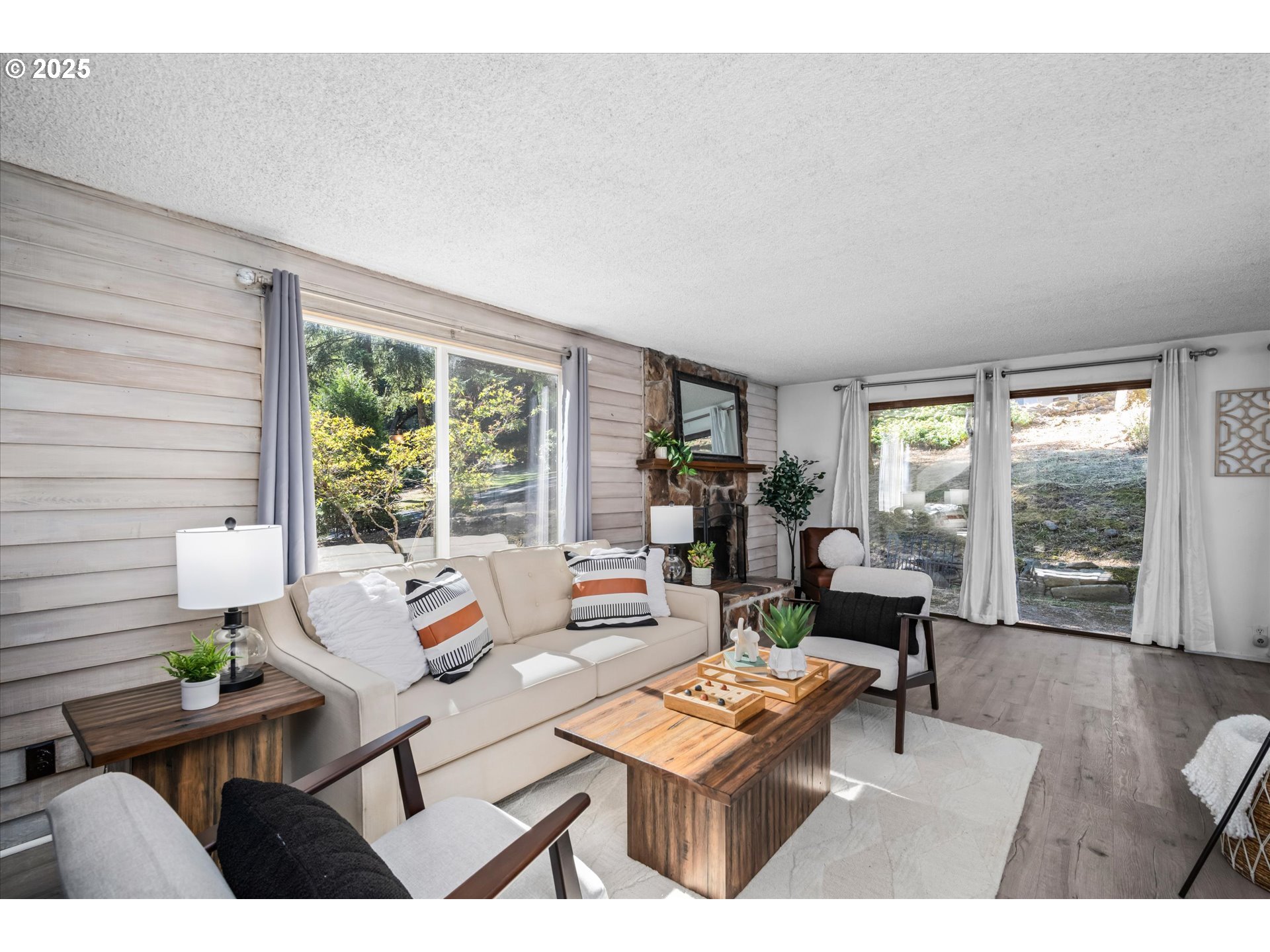 2819 Greentree Way Eugene, OR 97405 - Photo 4 of 35