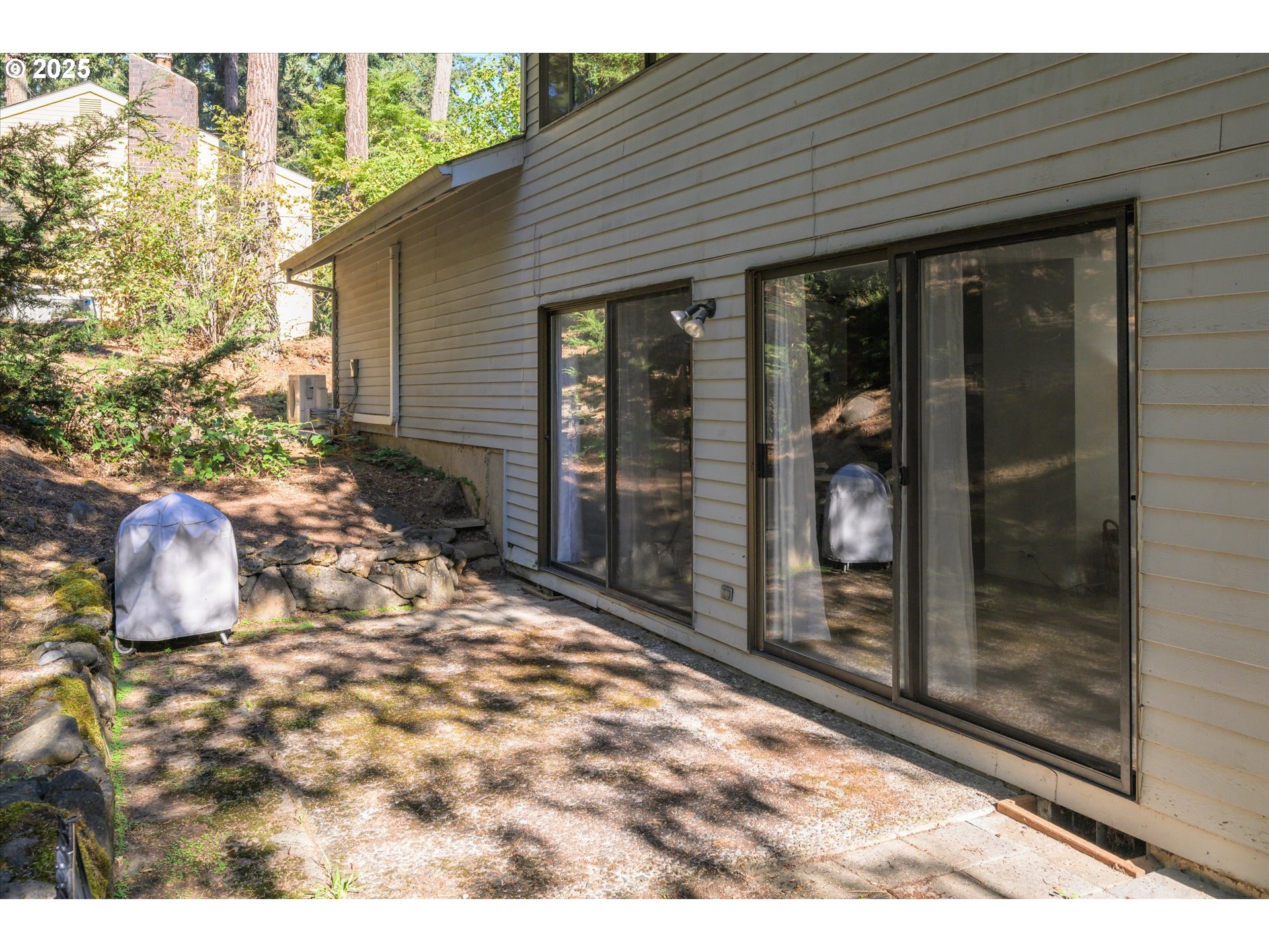 2819 Greentree Way Eugene, OR 97405 - Photo 6 of 35 Patio