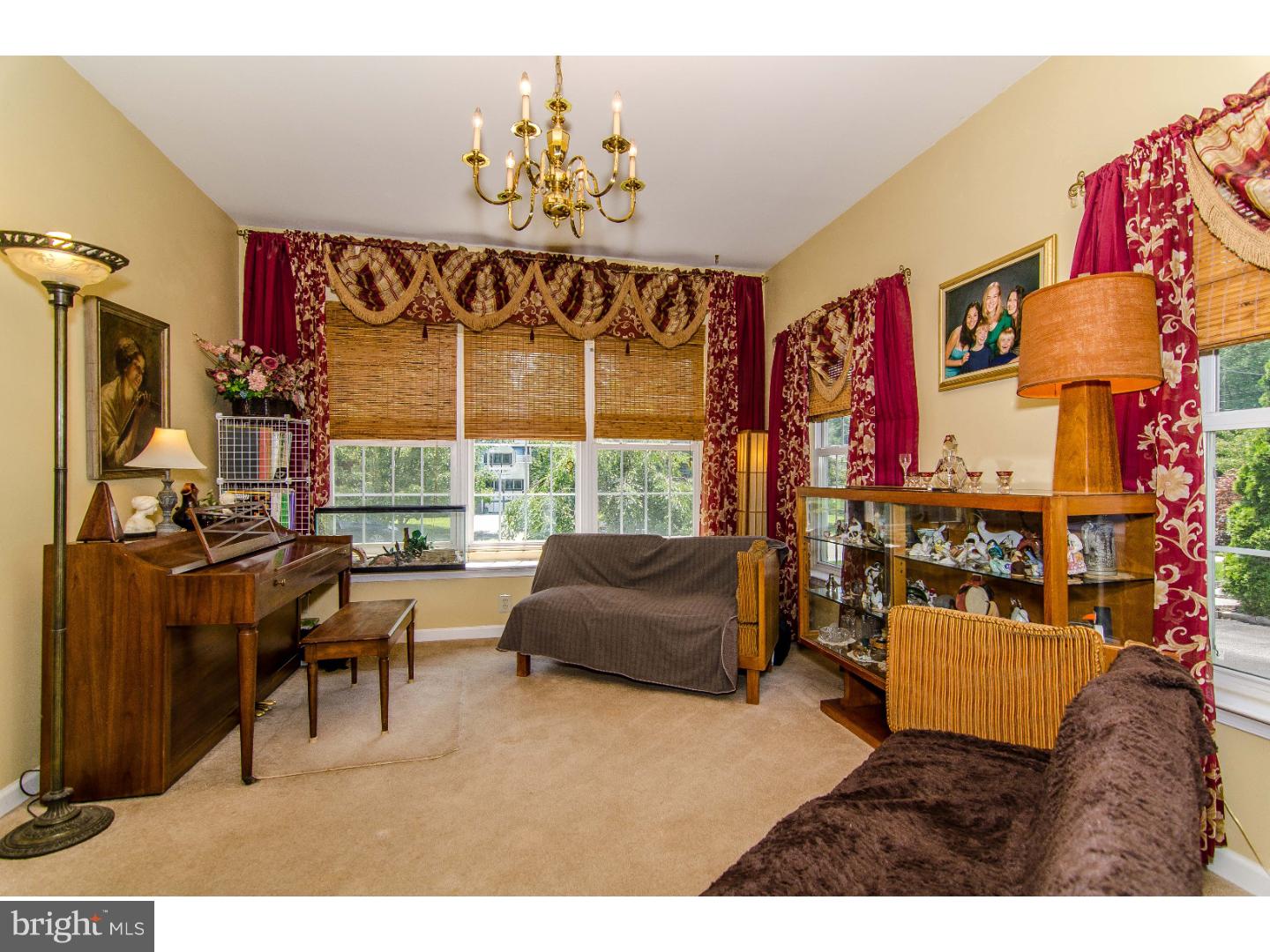 140 West Clearfield Road Havertown, PA 19083 - Photo 4 of 25 Gallery Image 4
