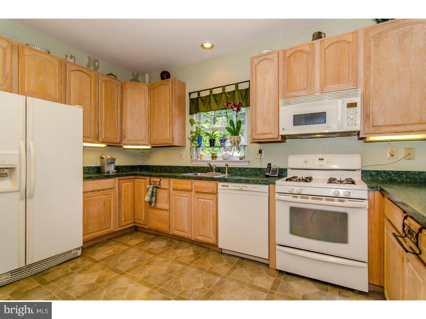140 West Clearfield Road Havertown, PA 19083 - Photo 7 of 25 Gallery Image 7
