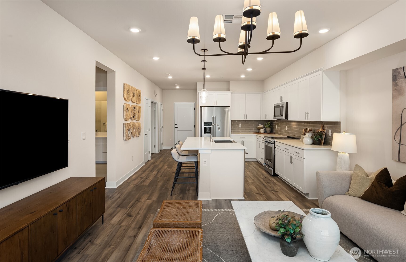 6901 Northeast 184th Lane, Unit 306 Kenmore, WA 98028 - Photo 9 of 17