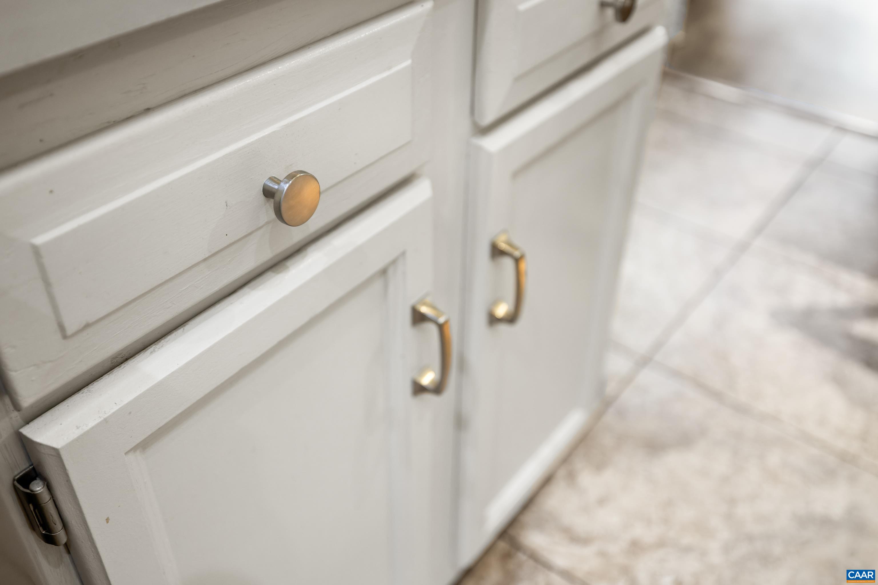 465 Hidden Ridge Road Charlottesville, VA 22902 - Photo 17 of 63 a bathroom with a shower