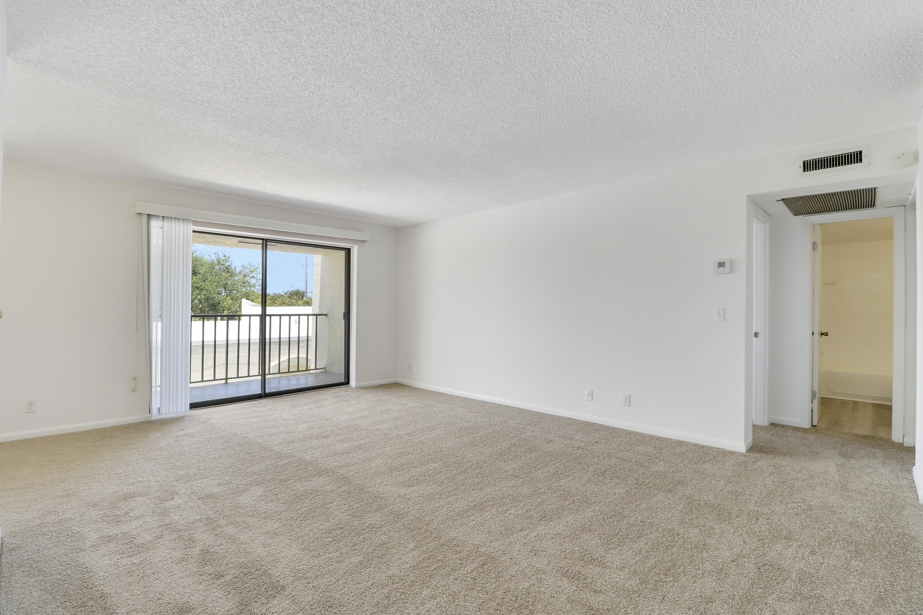 150 Pineview Road, Unit G8 Jupiter, FL 33469 - Photo 16 of 45 House2-11