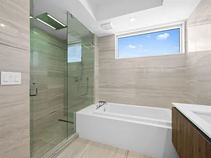 $2,950,000 | 321 North Birch Road, Unit 502, Fort Lauderdale, FL 33304