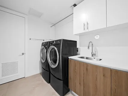 $2,950,000 | 321 North Birch Road, Unit 502, Fort Lauderdale, FL 33304