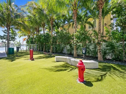 $2,950,000 | 321 North Birch Road, Unit 502, Fort Lauderdale, FL 33304